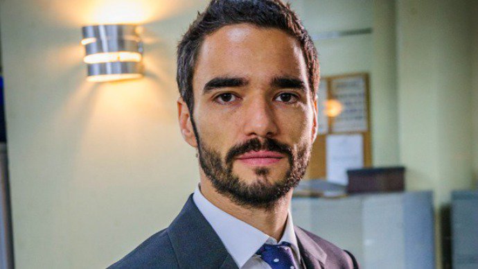Calor faz elenco de Liberdade, Liberdade sofrer por ter que gravar com roupas de época