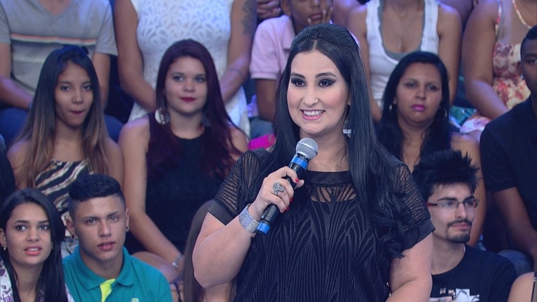 Fabíola Gadelha no Hora do Faro