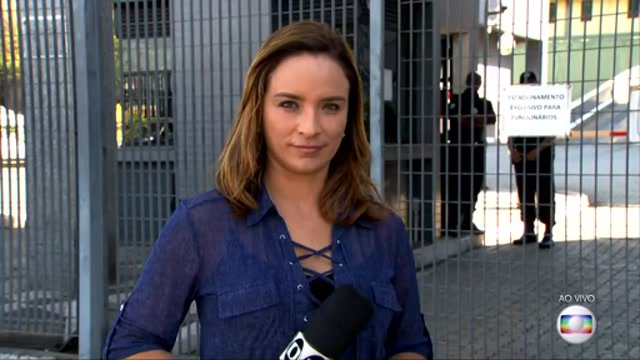 Veruska Donato em link ao vivo durante o Popstar