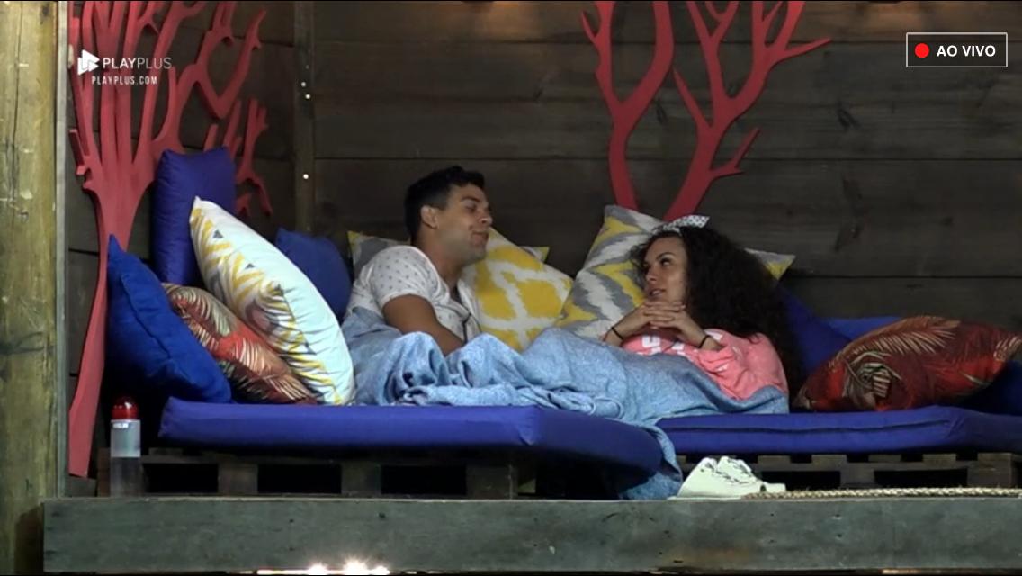 Caique Aguiar e Fernanda Lacerda