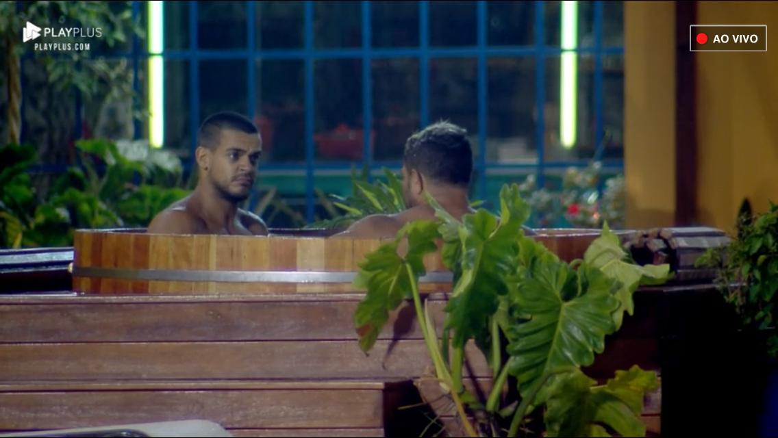Caique Aguiar e Evandro Santo