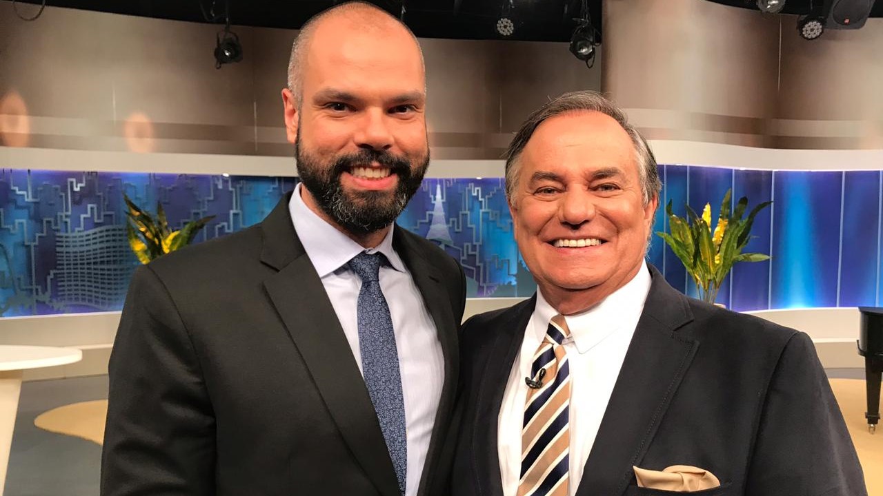 Prefeito de São Paulo Bruno Covas e o apresentador Ronnie Von