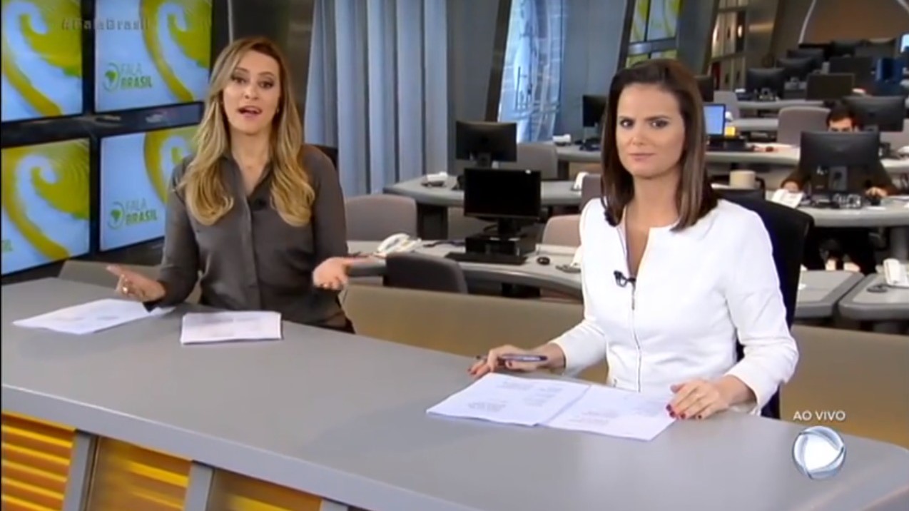 Patrícia Costa e Roberta Piza na bancada do Fala Brasil