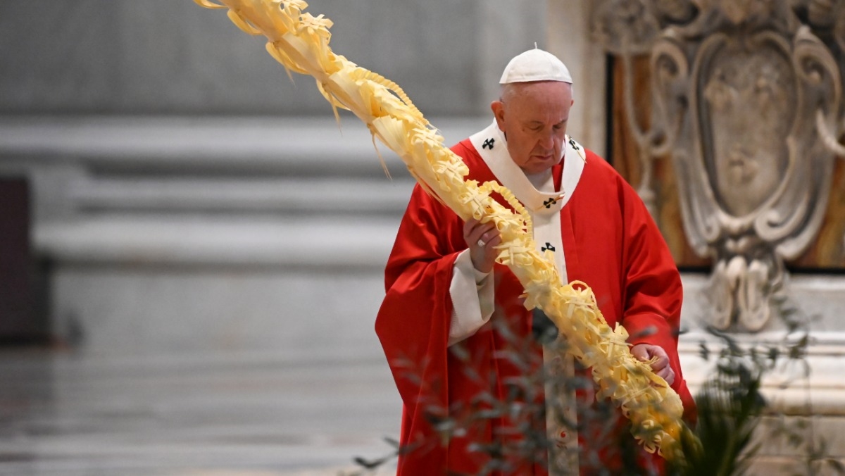 Papa Francisco e a Santa Missa de Páscoa (Reprodução: CNN)