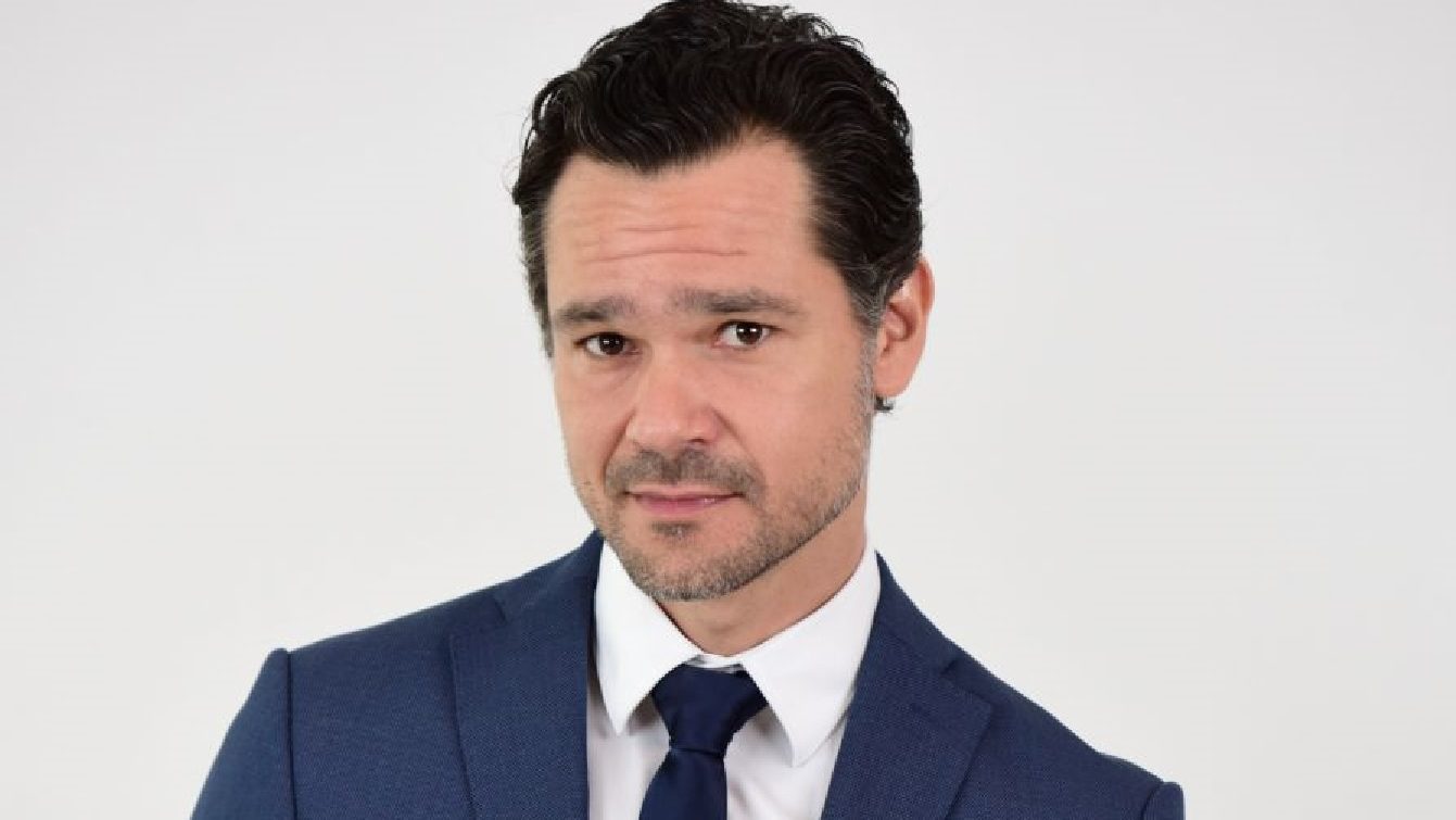 Gabriel Gracindo como Leandro em Amor Sem Igual (Blad Meneghel / Record TV)