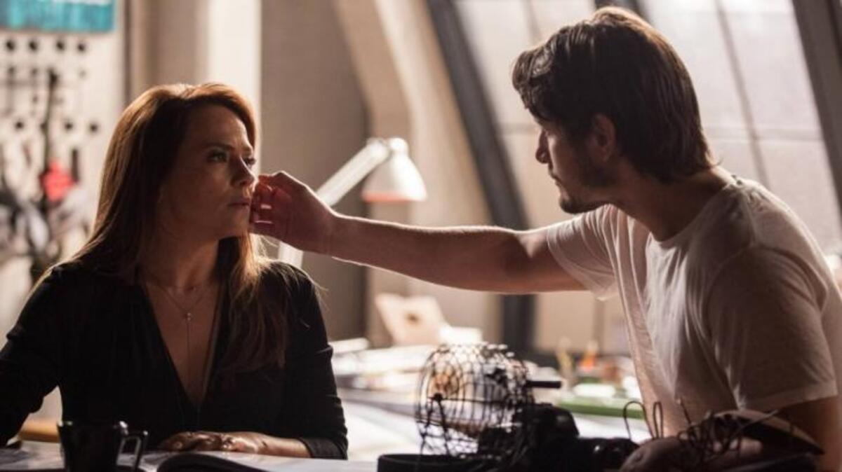 Lili (Vivianne Pasmanter) e Rafael (Daniel Rocha) de Totalmente Demais