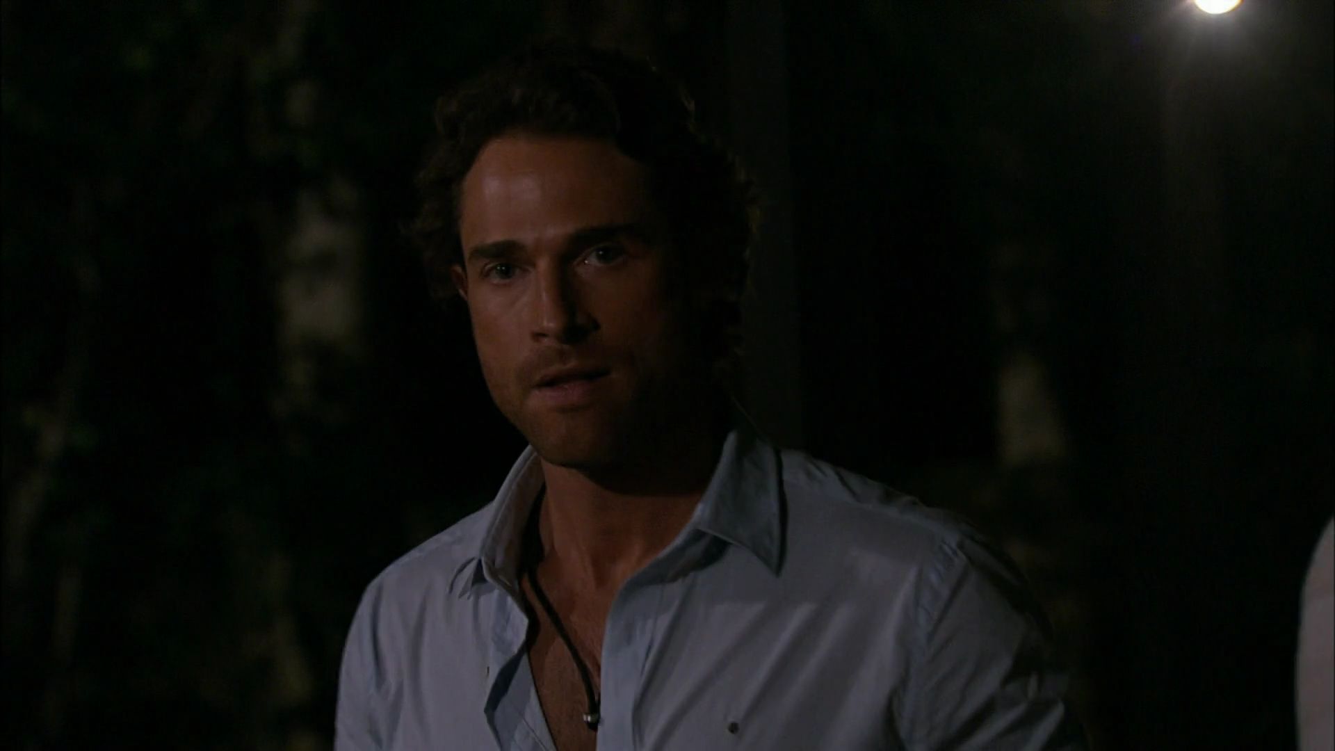 Sebastián Rulli como Alessandro em O Que A Vida Me Roubou (Reprodução / Televisa)