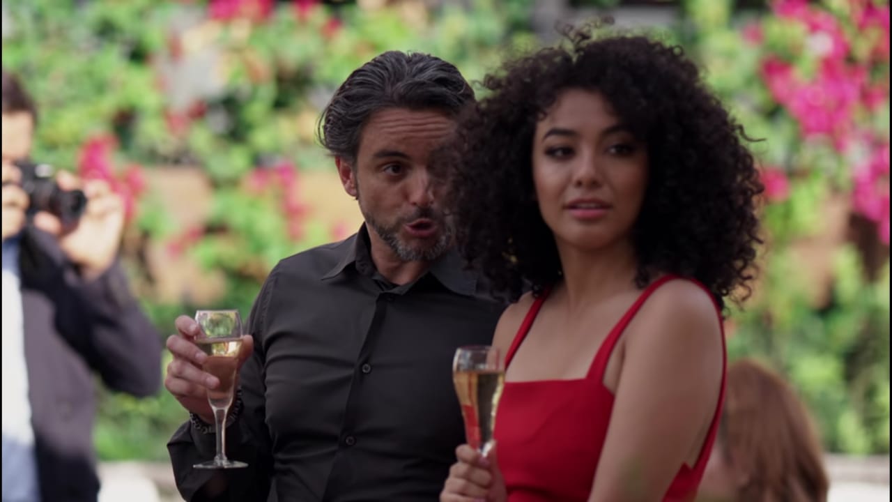 Joaquim (Bernard Bullen) e Betty (Elyfer Torres) em Betty, a Feia em NY