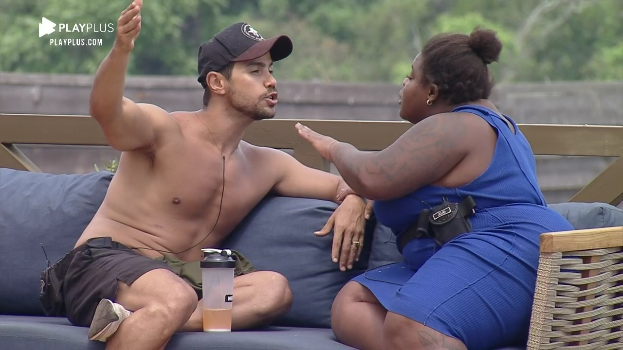 Mariano cobra desculpas de Jojo a Biel (Reprodução: PlayPlus)