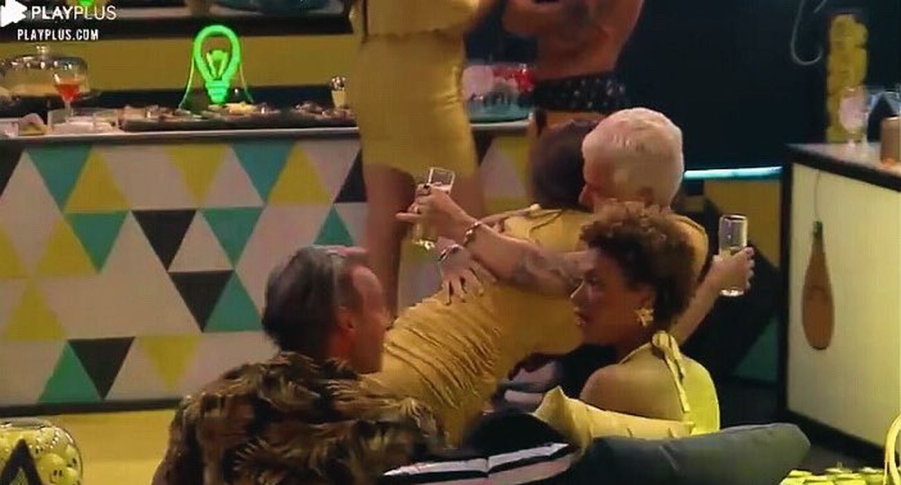 Lipe Ribeiro e Stéfani Bays