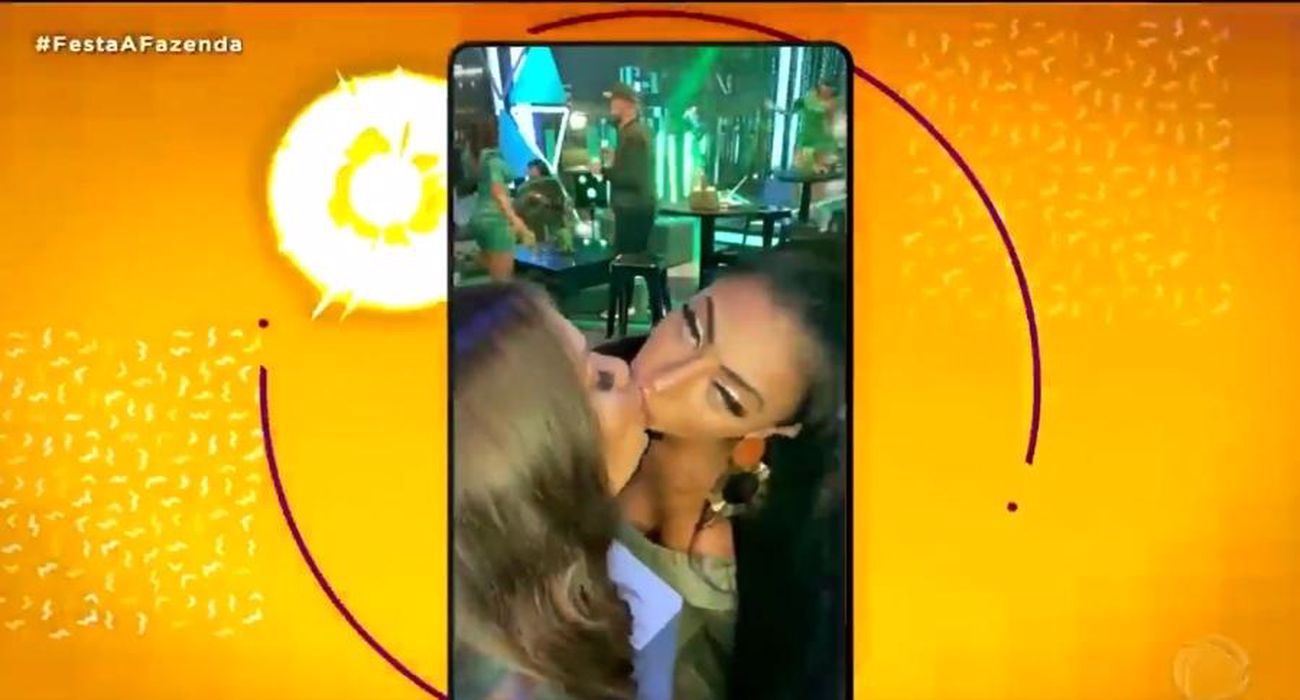 MC Mirella e Stéfani Bays