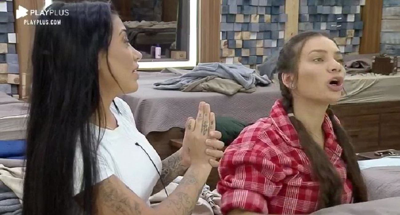 MC Mirella e Stéfani Bays