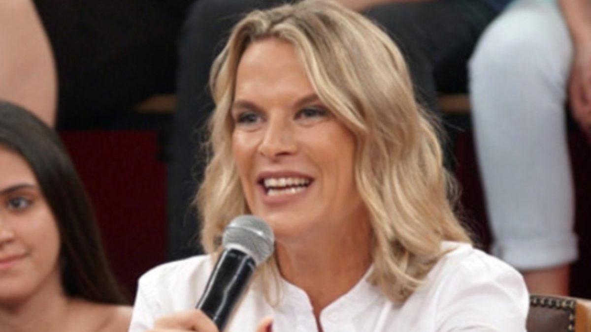 Mariana Becker no Altas Horas