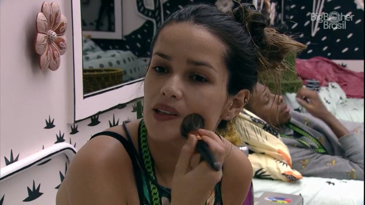 Juliette e Lucas conversam no BBB 21