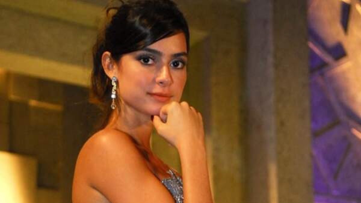 Amanda (Thaila Ayala), de Ti-Ti-Ti (Divulgação/Globo)