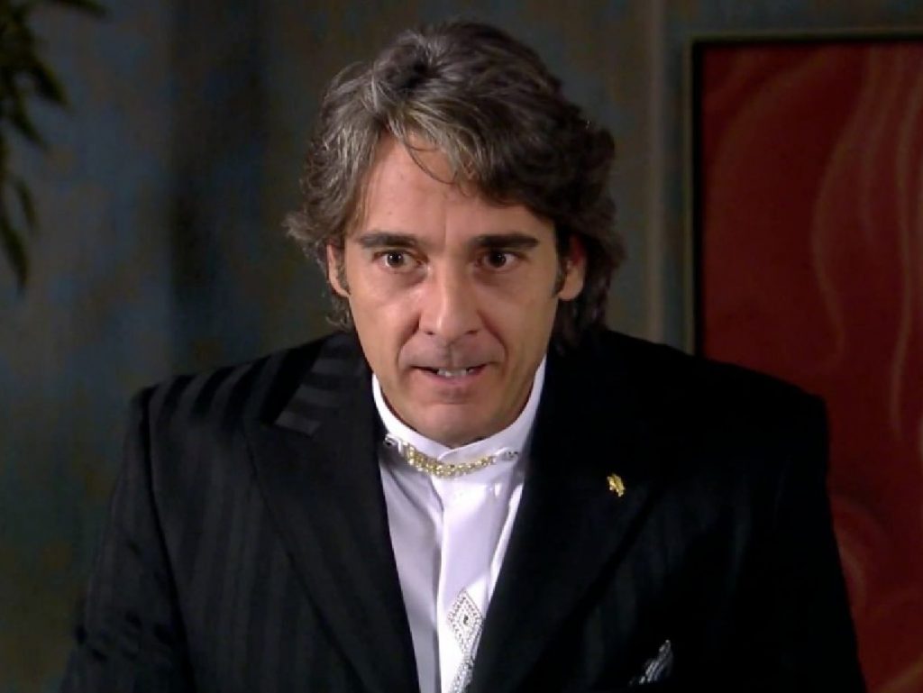 Jacques Leclair (Alexandre Borges) em Ti-Ti-Ti (Reprodu&ccedil;&atilde;o/Globo)