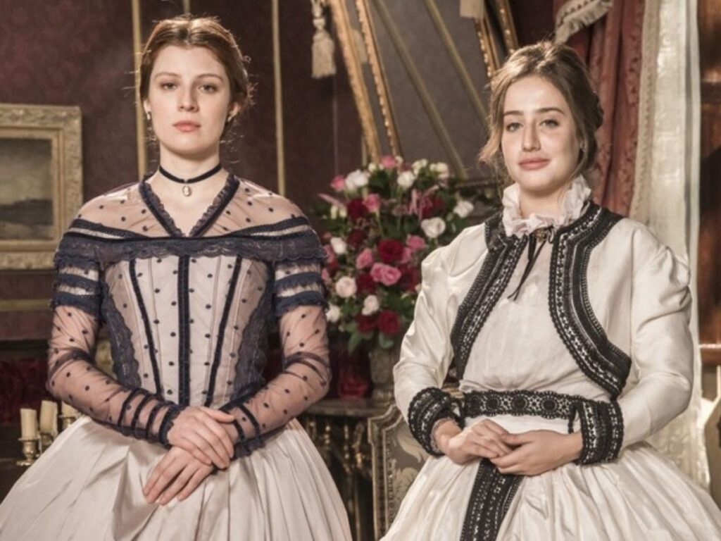 Isabel (Giulia Gayoso) e Leopoldina (Bruna Griphao), em Nos Tempos do Imperador
