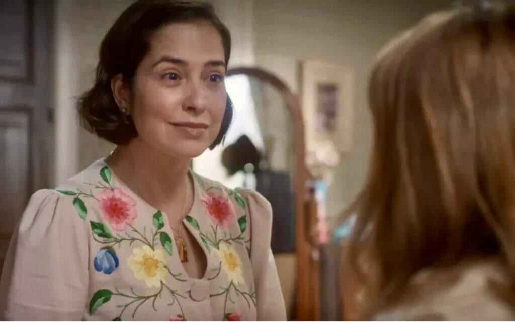 Helo&iacute;sa (Paloma Duarte) de Al&eacute;m da Ilus&atilde;o