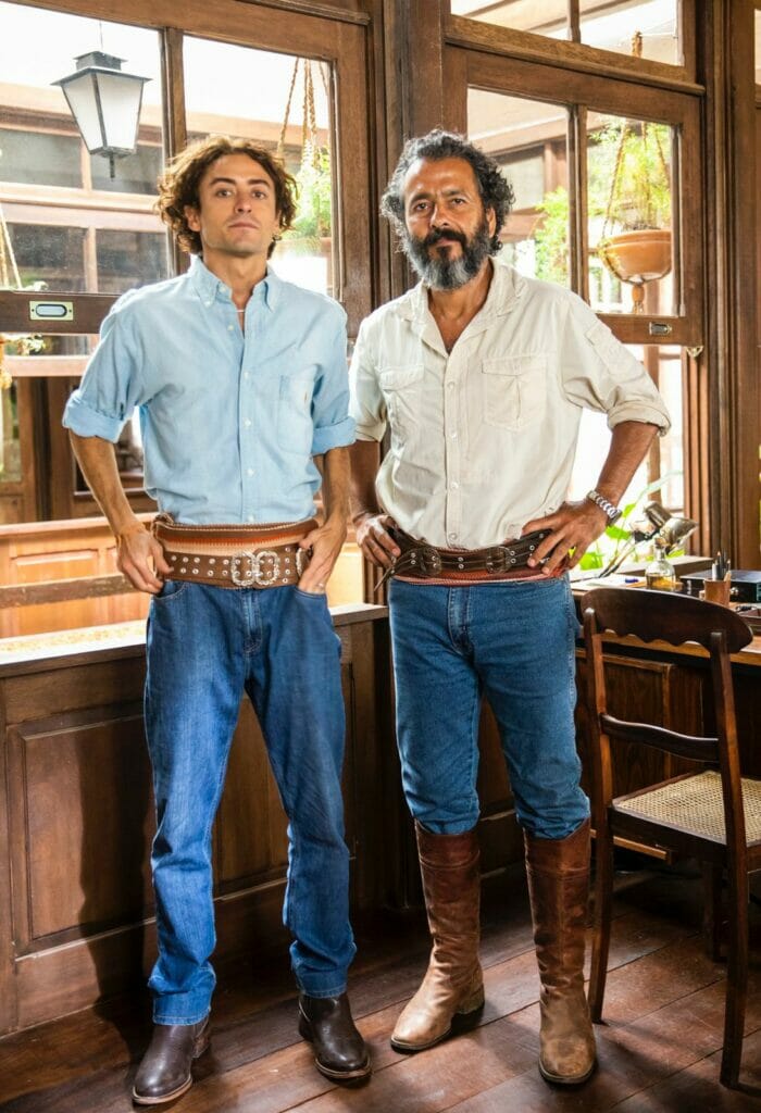Jove (Jesuíta Barbosa) e José Leôncio (Marcos Palmeira) de Pantanal
