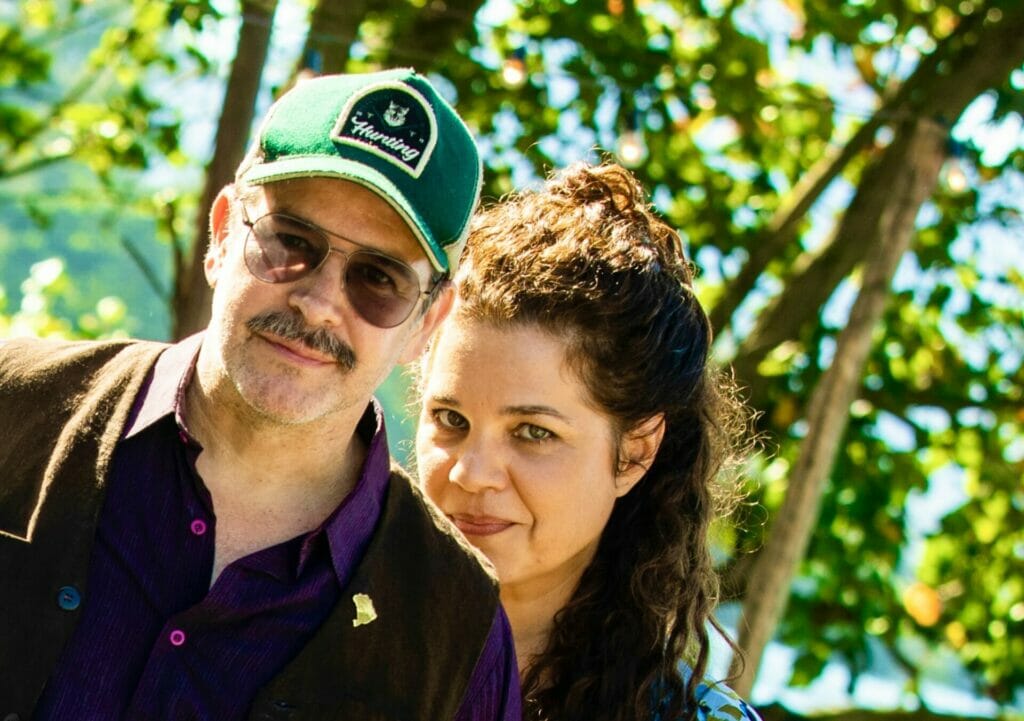 Tenório (Murilo Benício) e Maria Bruaca (Isabel Teixeira) de Pantanal
