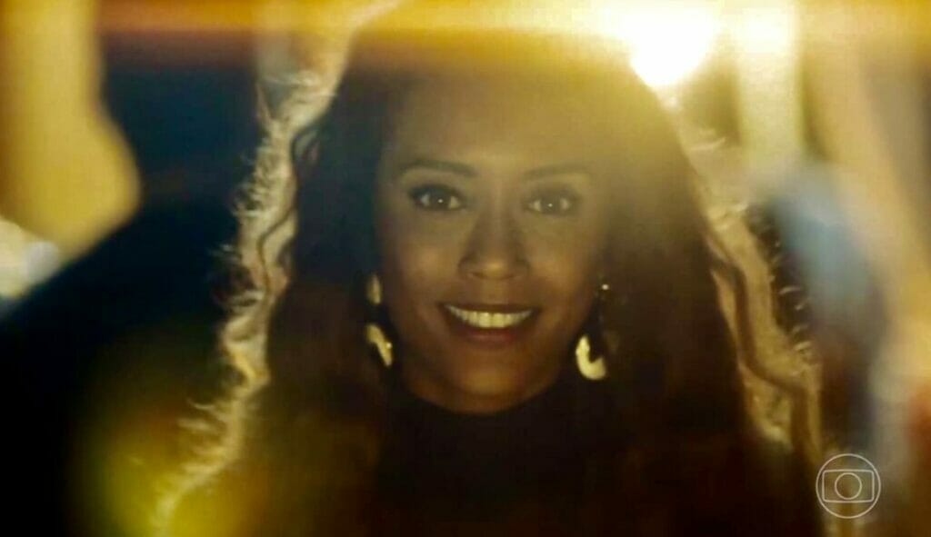 Clarice (Taís Araújo) em Cara e Coragem